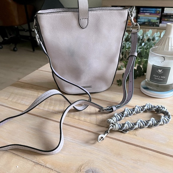 Rebecca Minkoff cross body leather bag - Picture 1 of 6